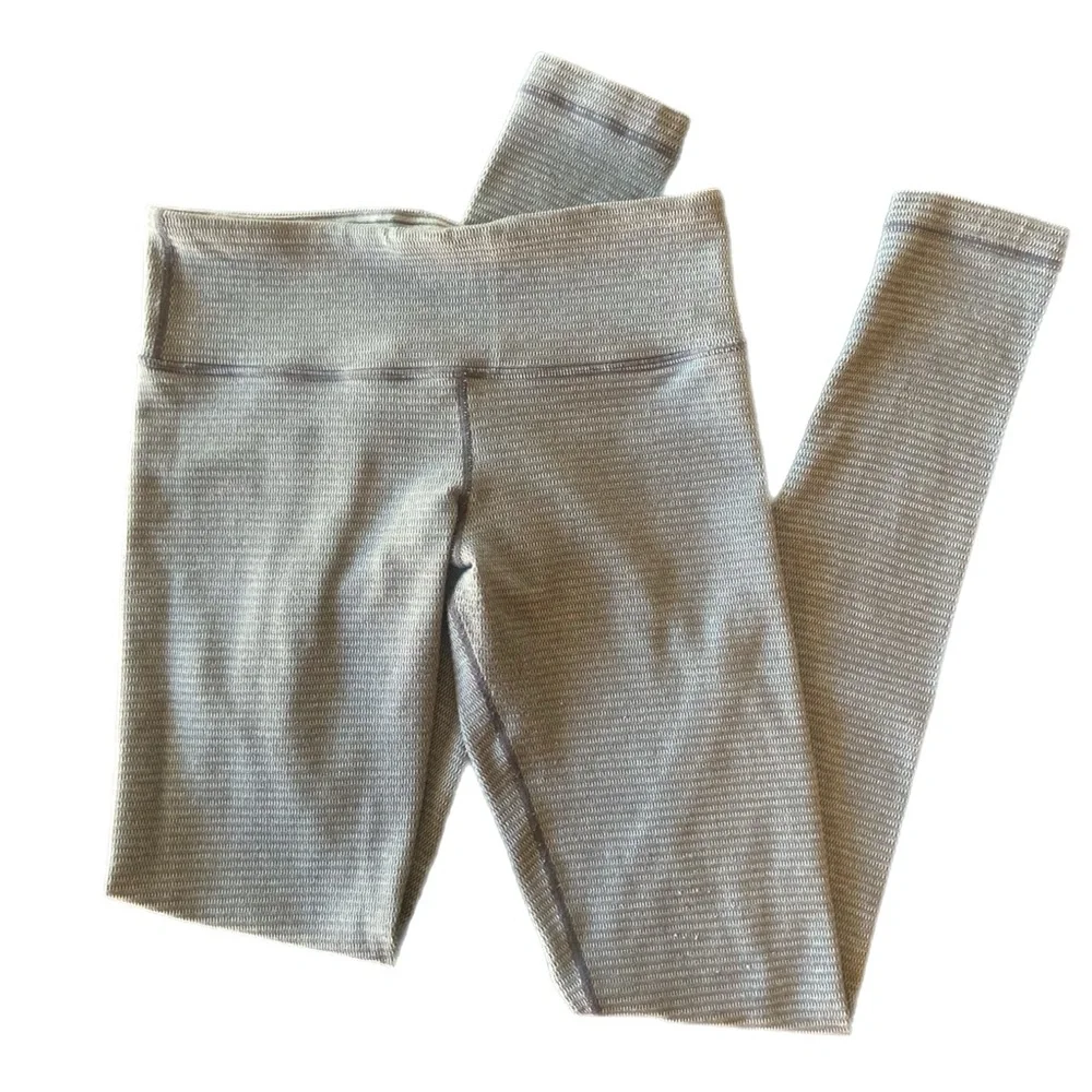 Lululemon Wunder Under Pant *Reversible Grey & White - Picture 3 of 13